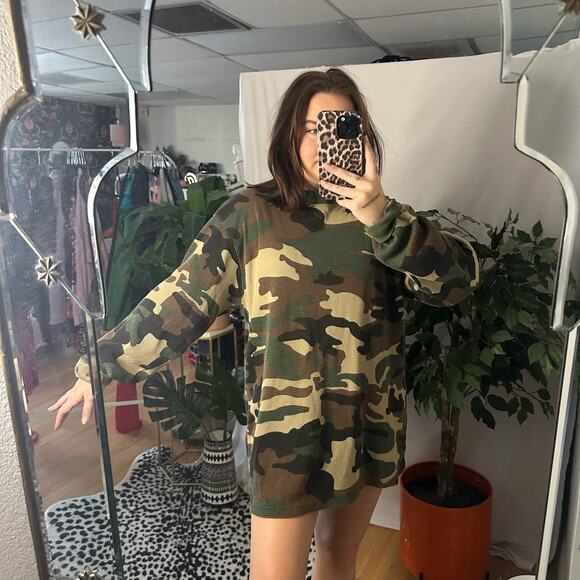 Vintage Camo Oversized Long Sleeve Waffle Knit Sweater Multi - Picture 2 of 5